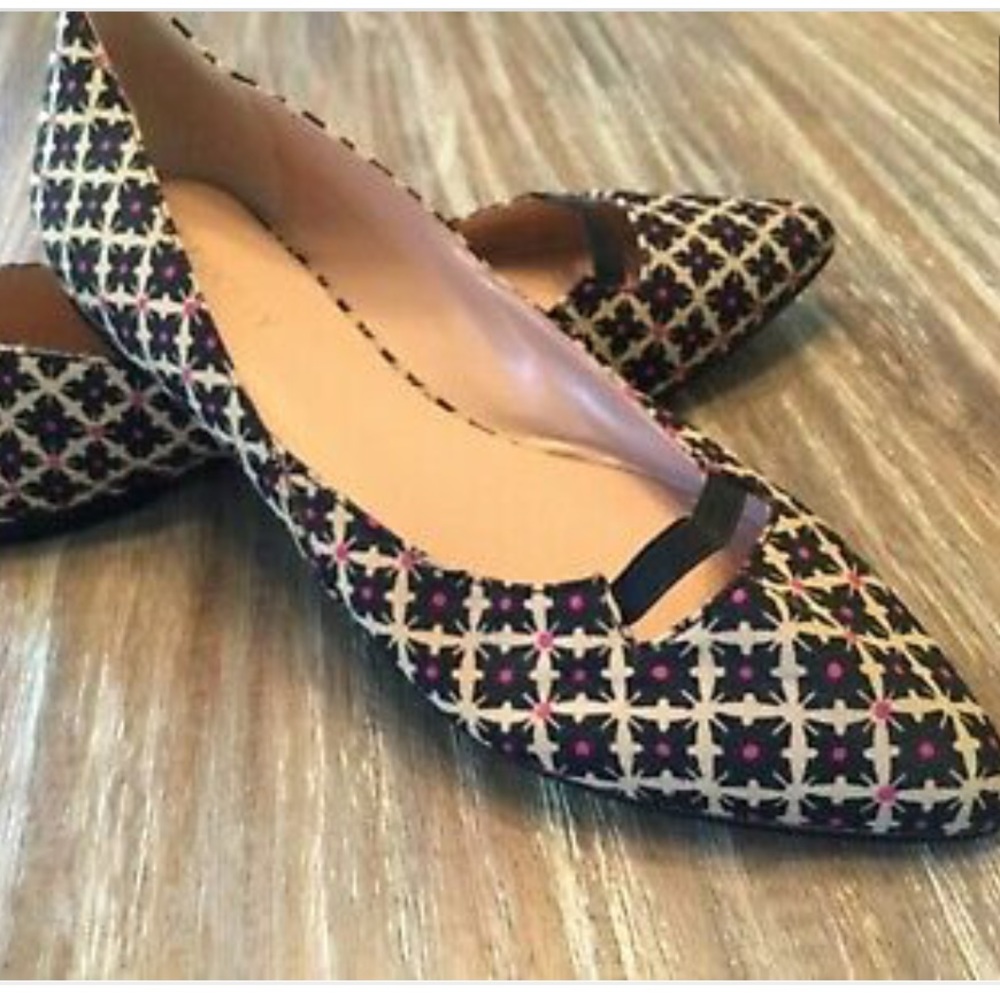 BNWT flats in black white & pink flower pattern